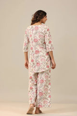 Women Regular Fit Floral Printed Kurta & Pants Co-Ord Set